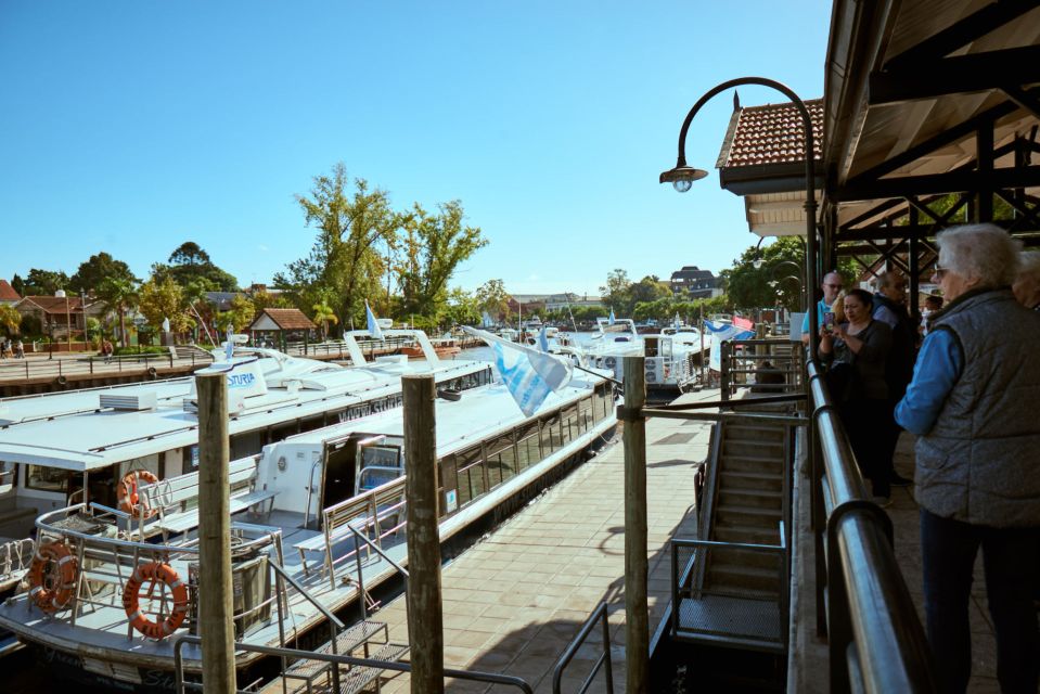 Tigre Delta Cruise on a WOODEN BOAT TOUR