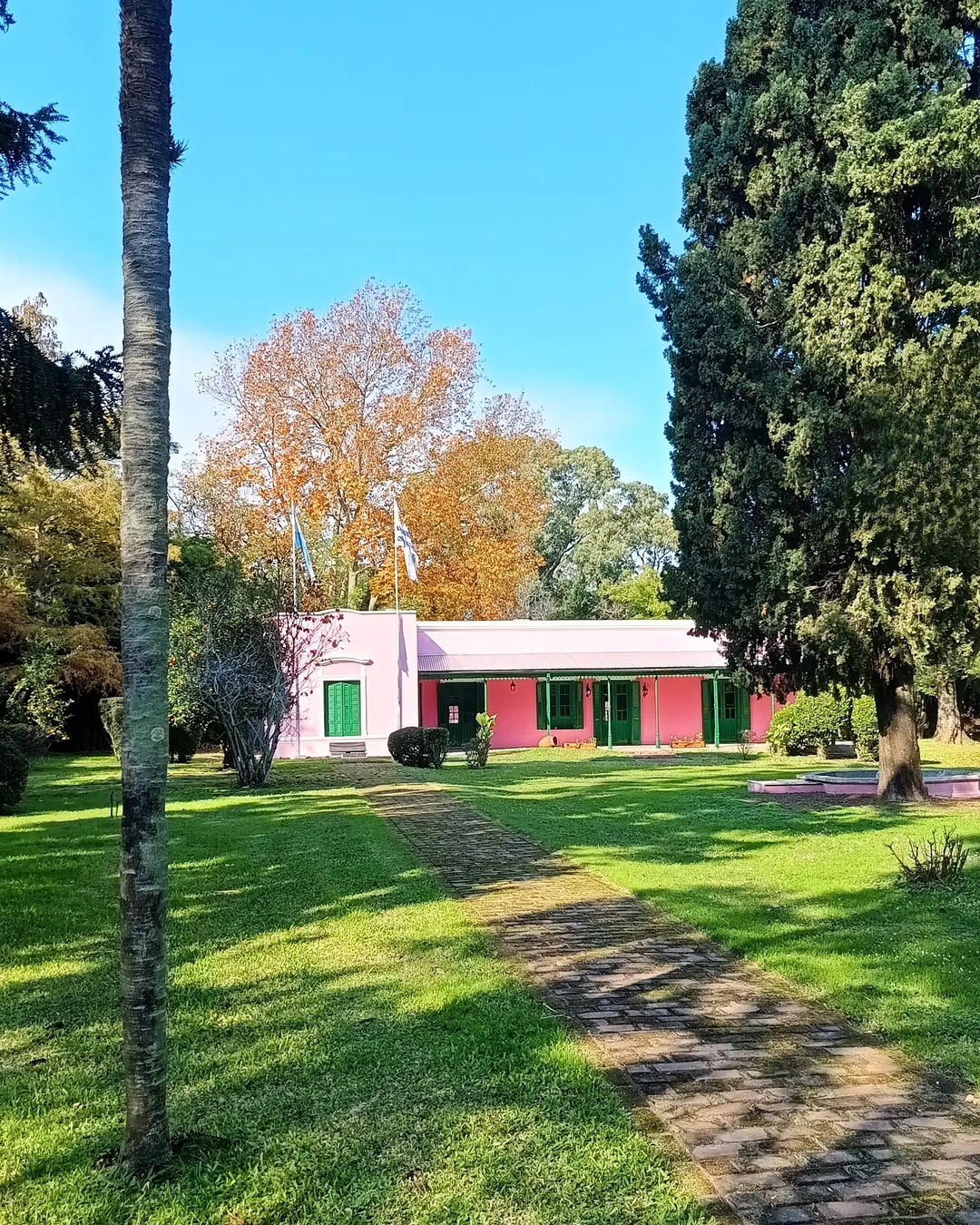 Cruise to the Uruguay-Argentina BORDER on Martín García Island with Lunch No Transfer Included