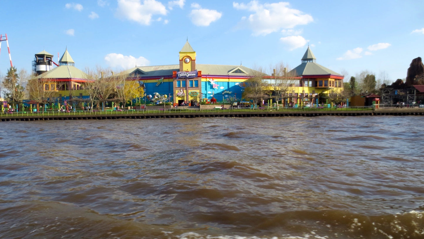 Tigre Delta Cruise on a WOODEN BOAT TOUR