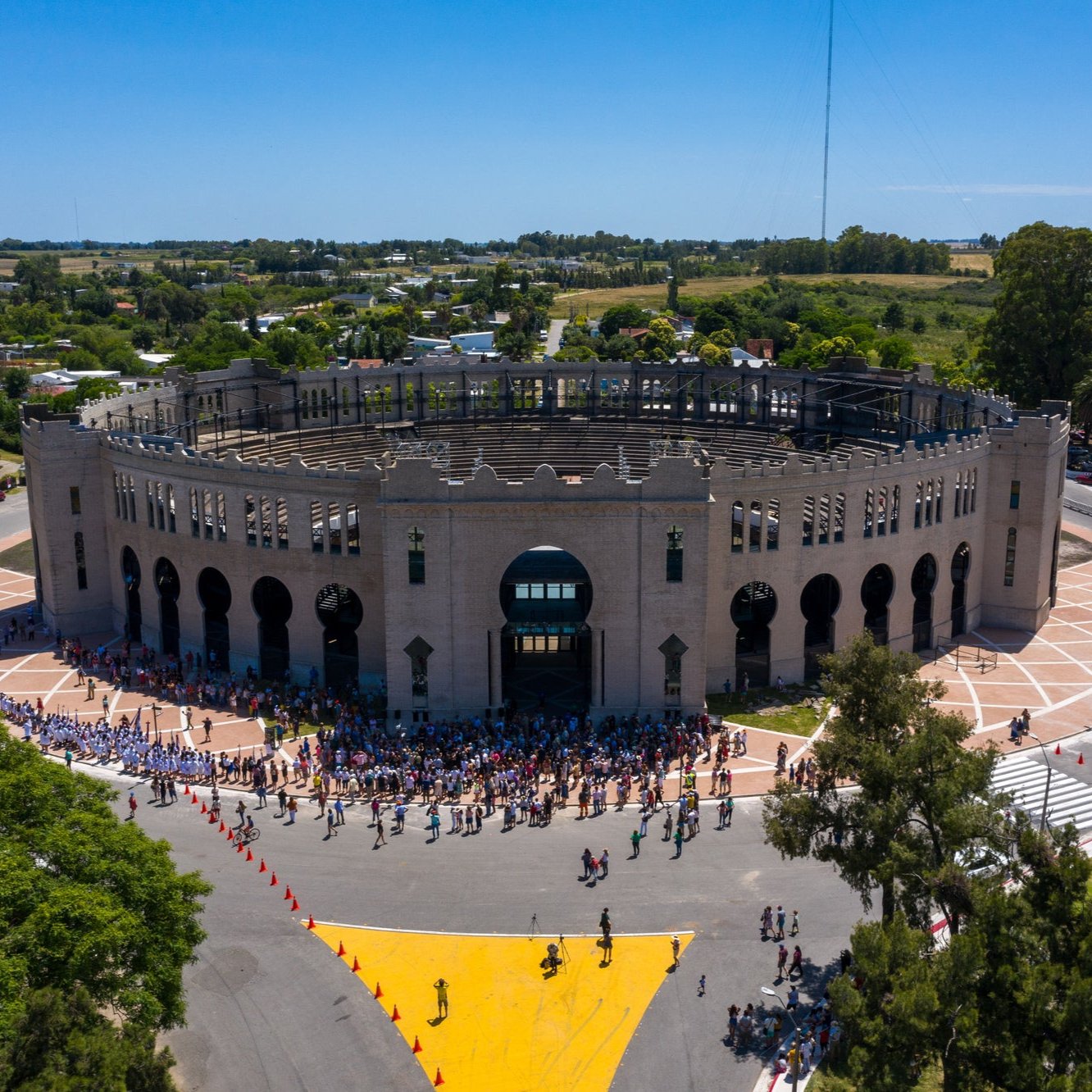 Colonia del Sacramento BULLRING GOURMET Day Tour Plaza de Toros Uruguay Ferry