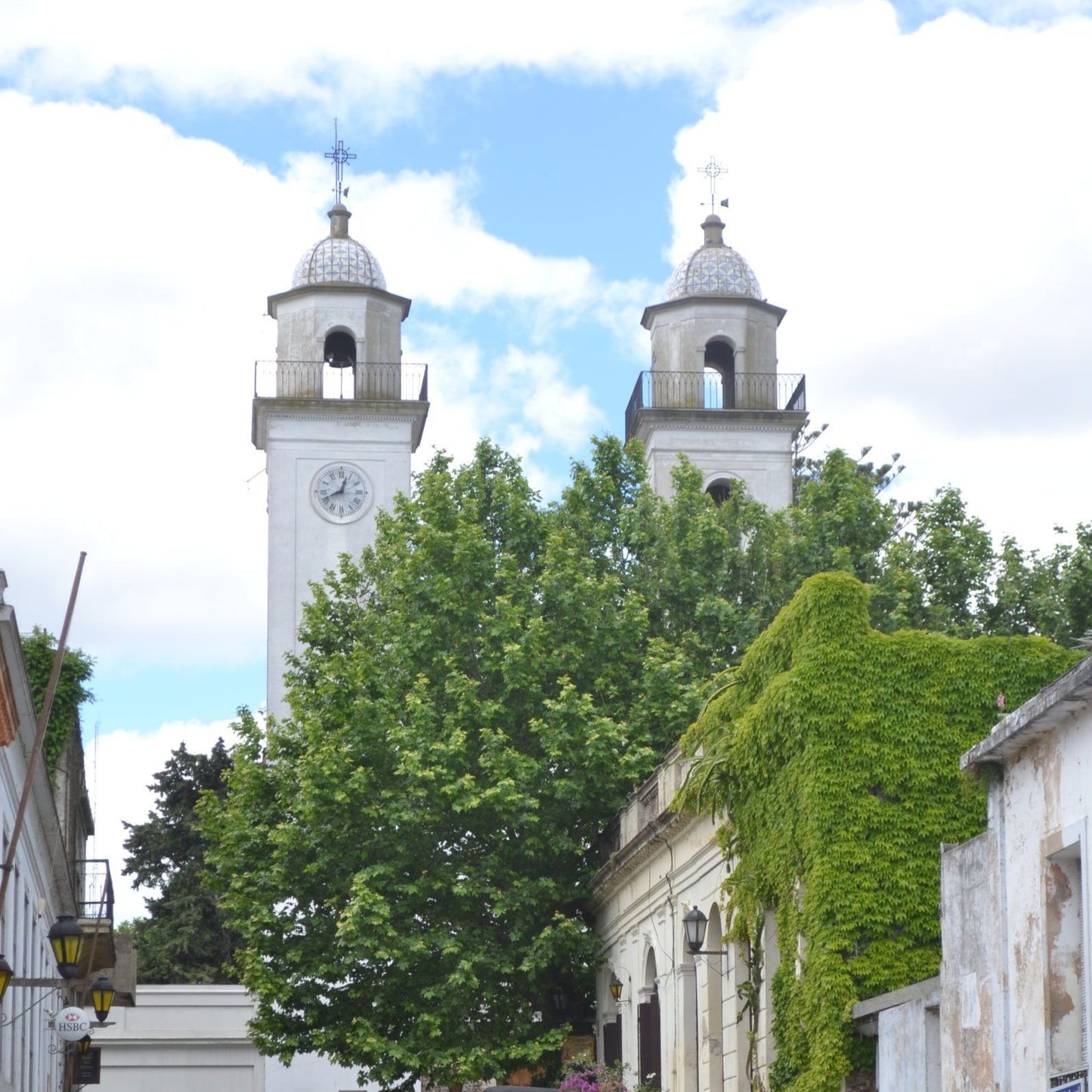 Colonia del Sacramento FREEDOM TO EXPLORE Day Tour Uruguay Ferry
