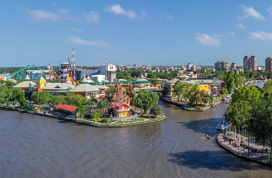Tigre Delta Cruise on a WOODEN BOAT TOUR