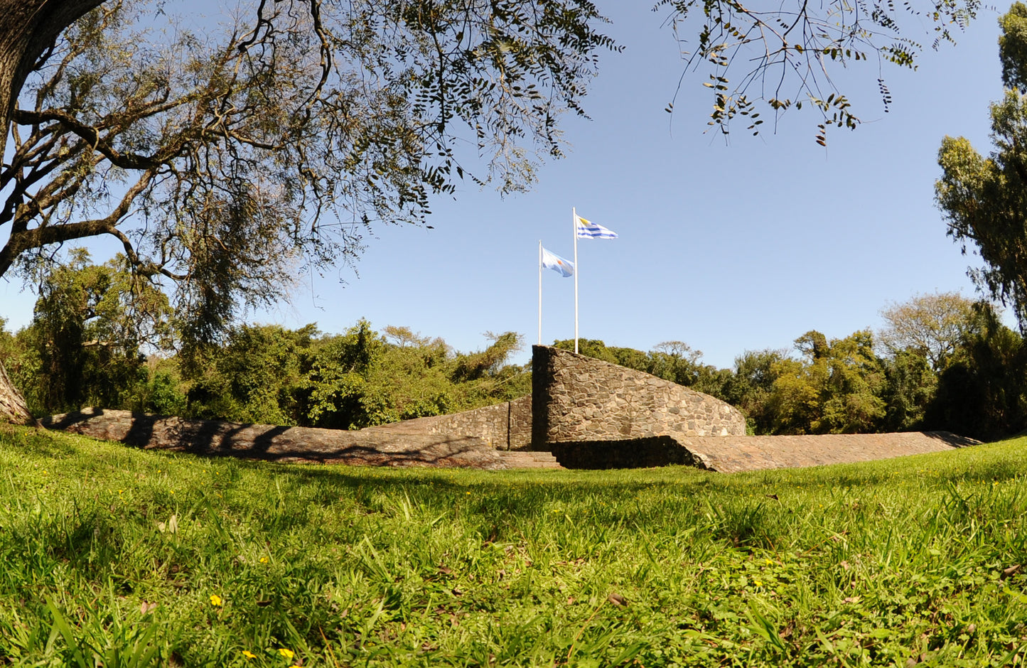 Cruise to the Uruguay-Argentina BORDER on Martín García Island with Lunch No Transfer Included
