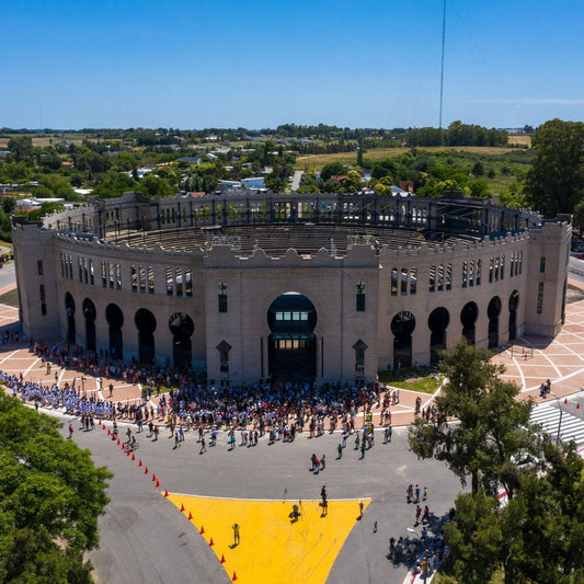 Colonia del Sacramento Tour ARENA GOURMET Plaza de Toros Uruguai Ferry Boat