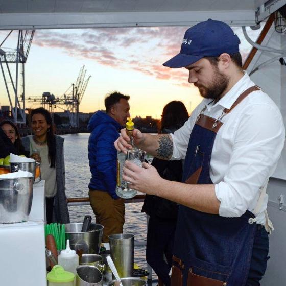 Atardecer Sunset Open Bar Humberto M Navegação 2 HORAS