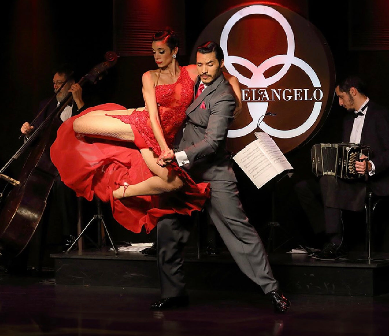 Michelangelo Tango SÓ SHOW VIP COM DRINKS