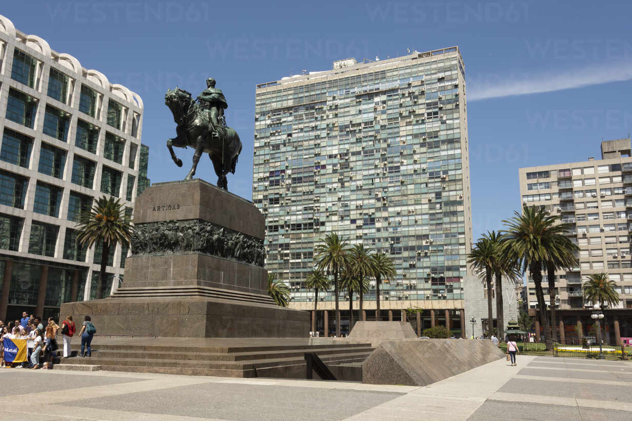 RESERVA NRO PRFzGr3Qzk - MVD 3 AD 1 MN