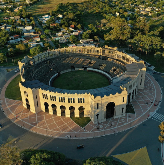 Colonia del Sacramento Tour ARENA Plaza de Toros Uruguai Ferry Boat